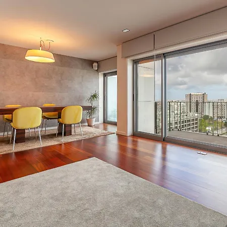 Palace Incl Parking By Sweet Lejlighed Aveiro