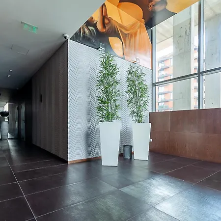 Palace Incl Parking By Sweet