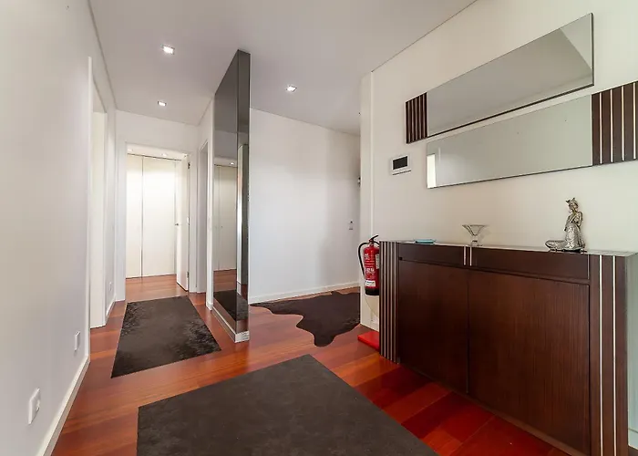 Palace Incl Parking By Sweet * Aveiro